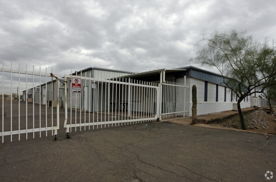 More Photos Of 1424-1428 E Broadway Rd, Phoenix Manufacturing For Lease