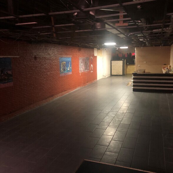 More Photos Of 27 Pleasant St, Worcester Flex For Lease