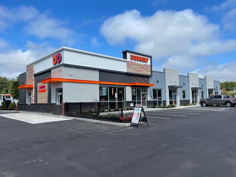 Primary Photo Of 1779 Washington St, Auburn Fast Food For Lease