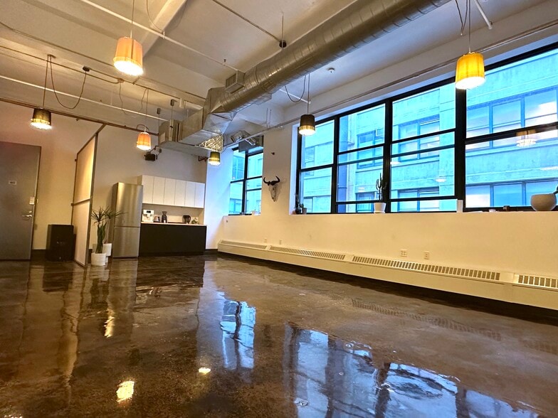 More Photos Of 45 Main St, Brooklyn Office For Lease