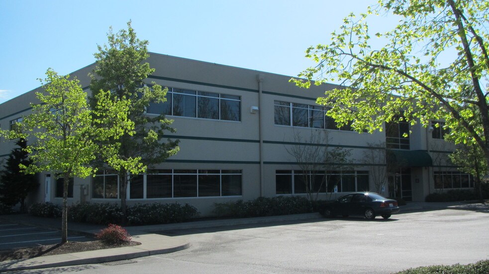 More Photos Of 7200 NE 41st St, Vancouver Office For Lease