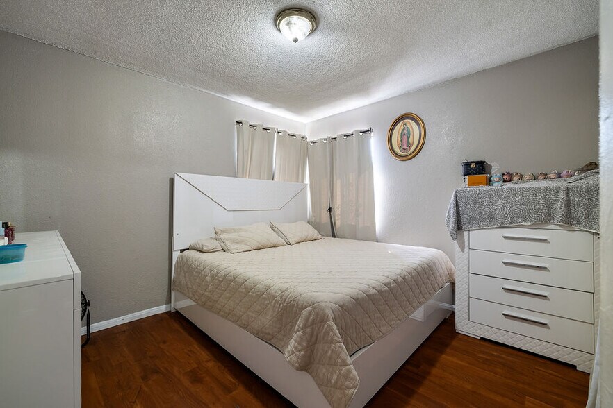More Photos Of 115 S Fresno St, Los Angeles Apartments For Sale