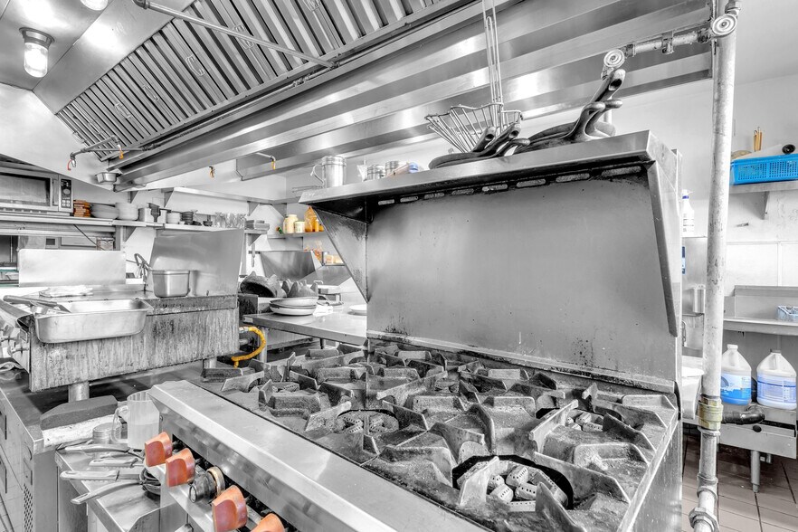 More Photos Of 57173 Sunnyslope Dr, Yucca Valley General Retail For Sale