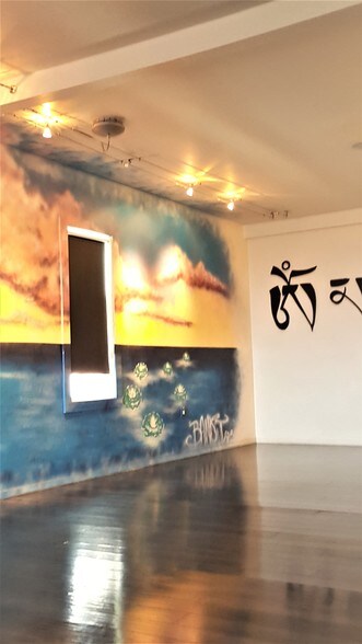 More Photos Of 1390 S Coast Hwy, Laguna Beach Storefront For Lease