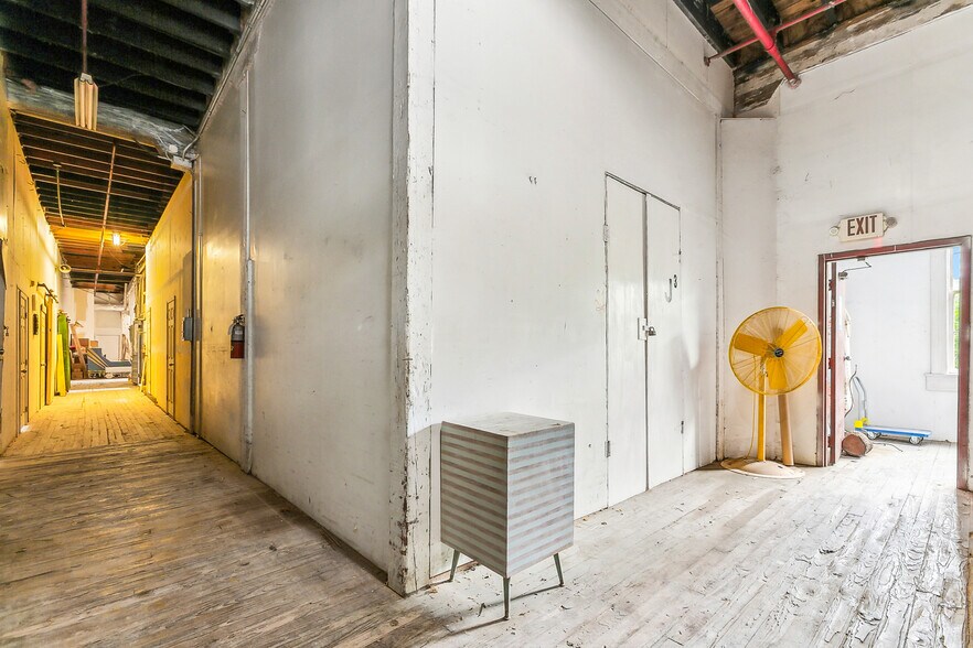 More Photos Of 3000 Royal St, New Orleans Storefront Retail Office For Lease