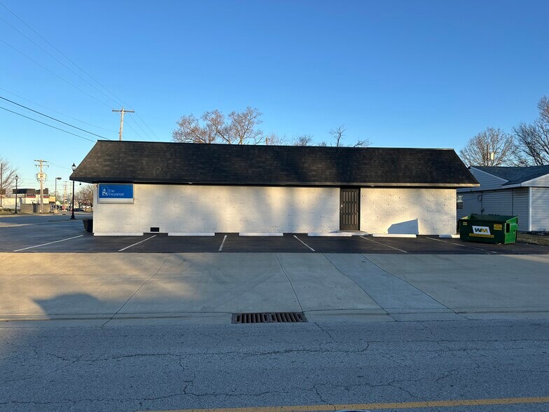 More Photos Of 1507 N Main St, Franklin Medical For Sale