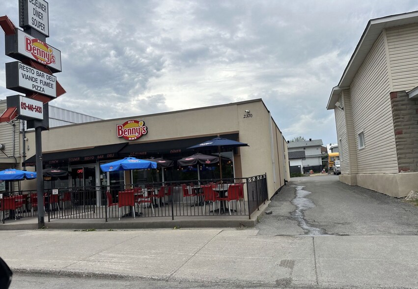 More Photos Of 2370 Laurier St, Clarence-Rockland Restaurant For Sale