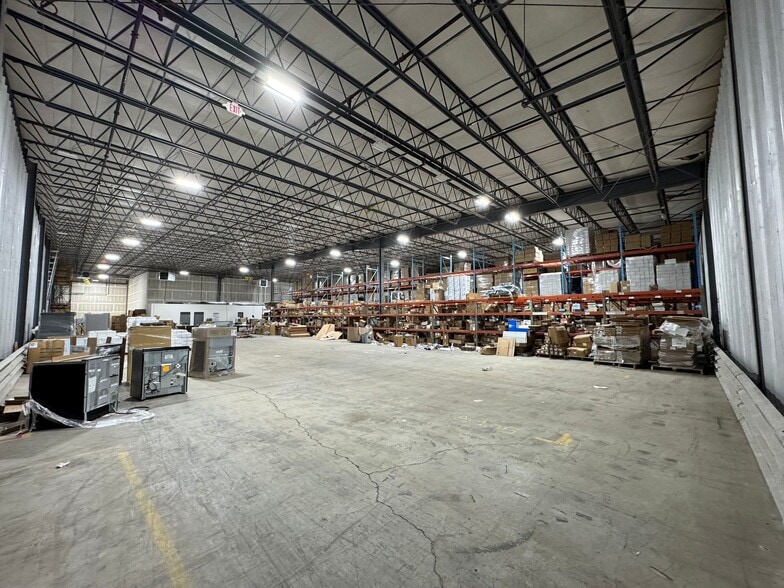 More Photos Of 1875 Swarthmore Ave, Lakewood Warehouse For Lease