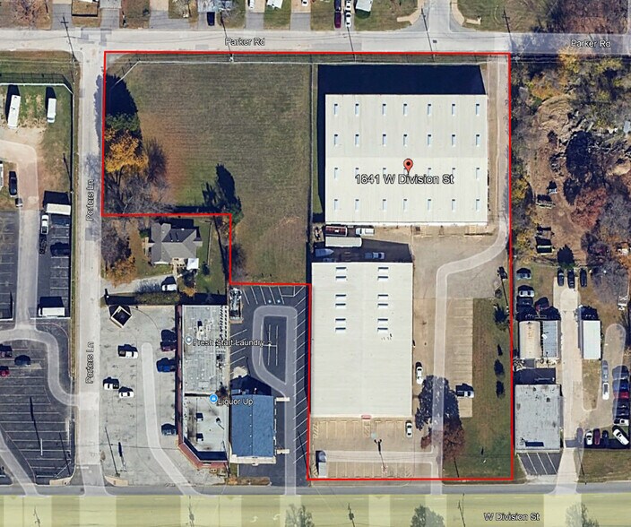 More Photos Of 1841 W Division St, Arlington Warehouse For Sale