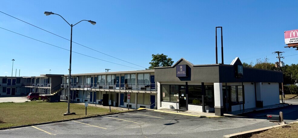 Primary Photo Of 4546 Hartley Bridge Rd, Macon-Bibb Hotel For Sale