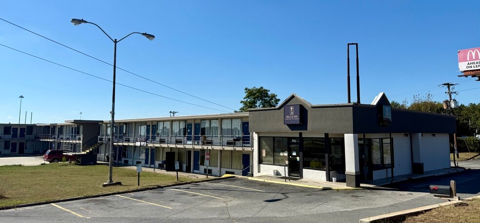 Primary Photo Of 4546 Hartley Bridge Rd, Macon-Bibb Hotel For Sale