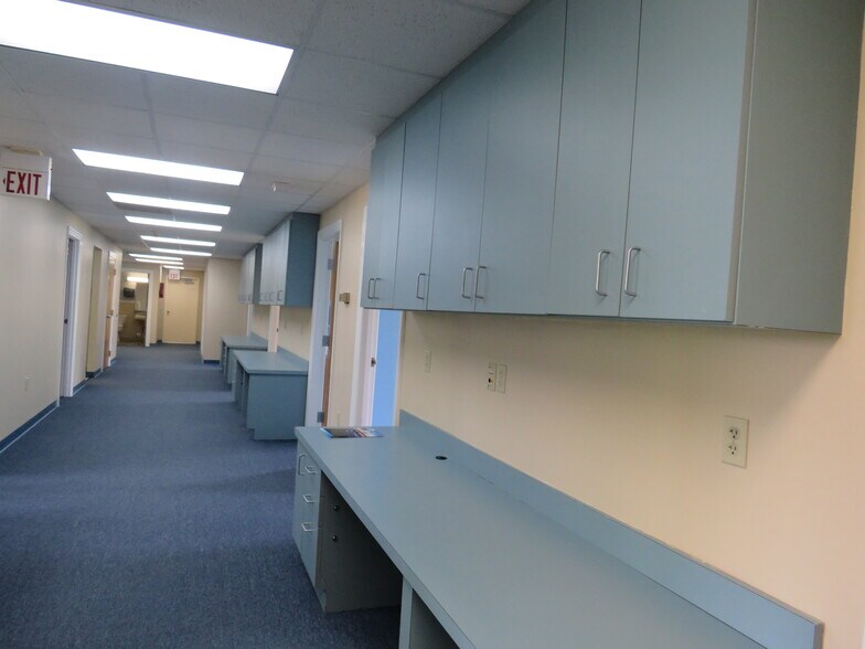 More Photos Of 9506 Hospital Ave, Nassawadox Medical For Sale