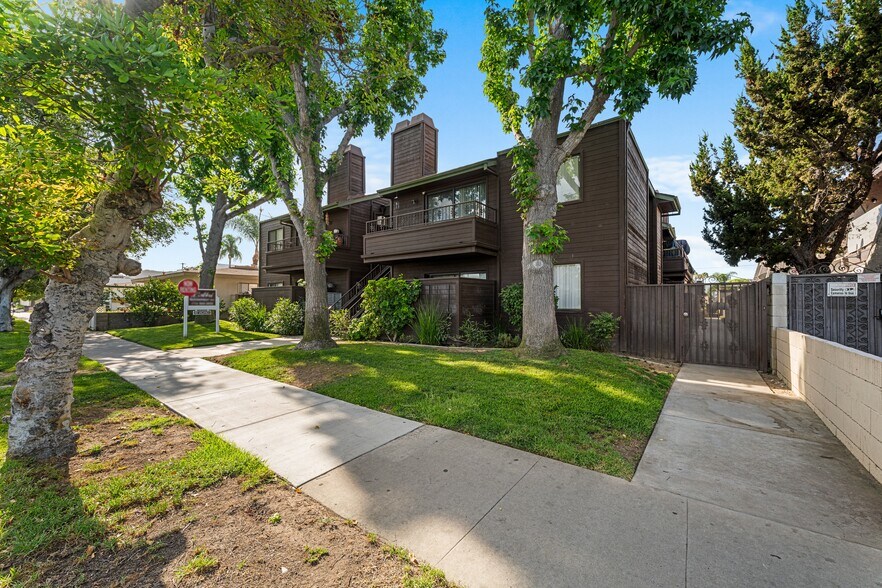 Primary Photo Of 3608 W Orange Ave, Anaheim Apartments For Sale