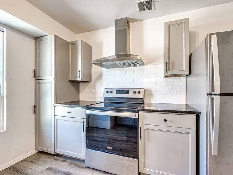 More Photos Of 127 N Duck St, Stillwater Apartments For Sale