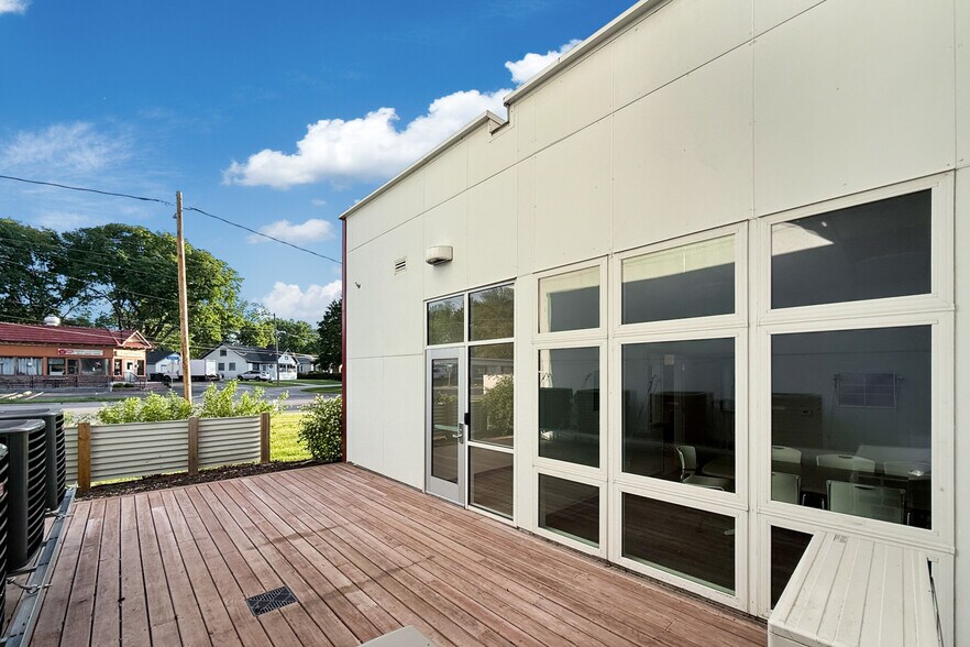 More Photos Of 4326 Hickman Rd, Des Moines Apartments For Sale