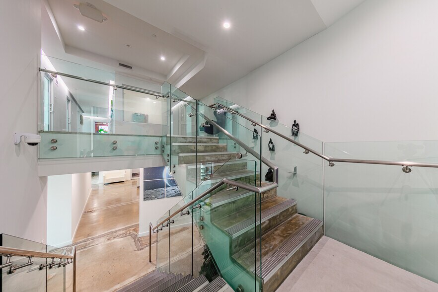 More Photos Of 350 S Miami Ave, Miami Apartments For Sale