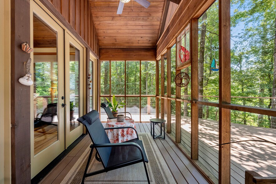 More Photos Of 1638 Old Minor Rd, Culloden Specialty For Sale