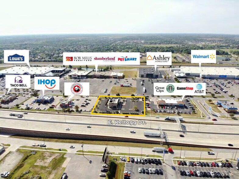 More Photos Of 11747 E Kellogg Dr, Wichita Restaurant For Lease