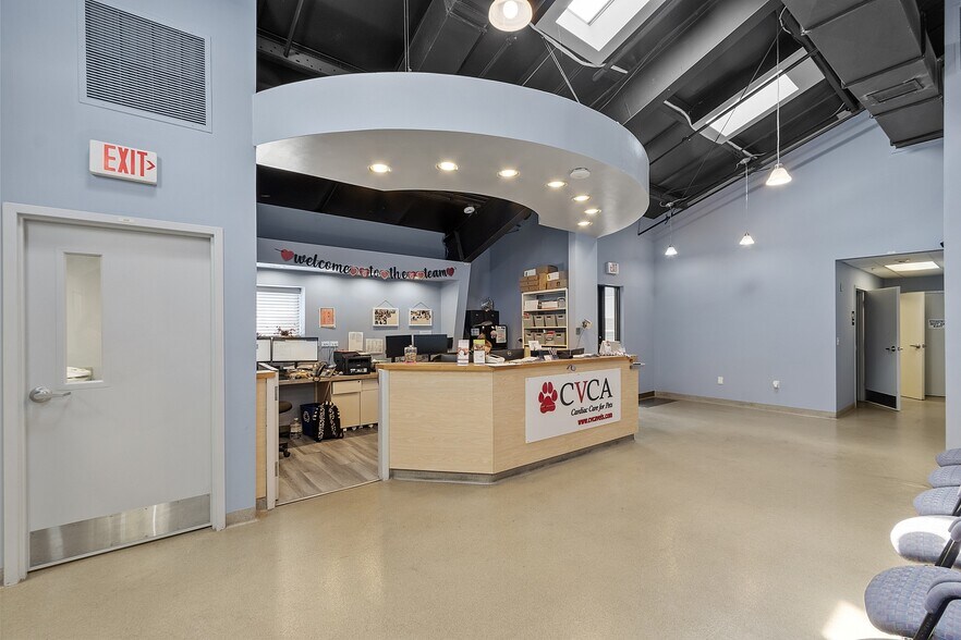 More Photos Of 180 Bear Hill Rd, Waltham Medical For Sale