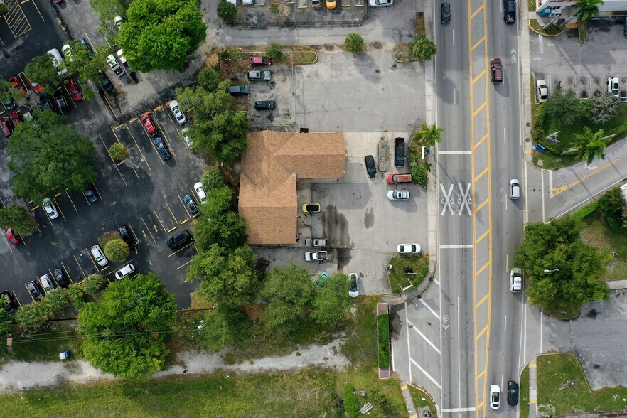 More Photos Of 1401 NE 123rd St, North Miami Auto Repair For Lease