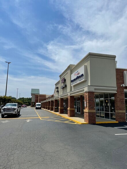 More Photos Of 1004-1046 Mebane Oaks Rd, Mebane Unknown For Lease