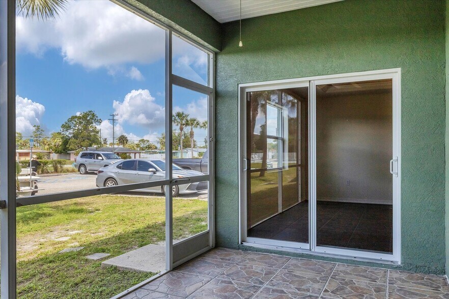 More Photos Of 4520 S Biscayne Dr, North Port Apartments For Sale