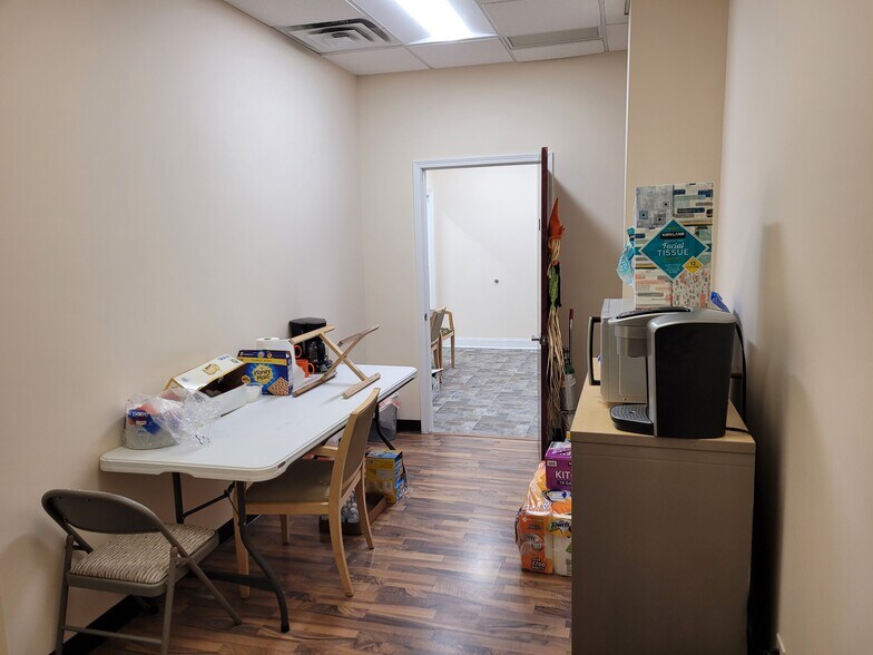 More Photos Of 8840 Calumet Ave, Munster Coworking Space