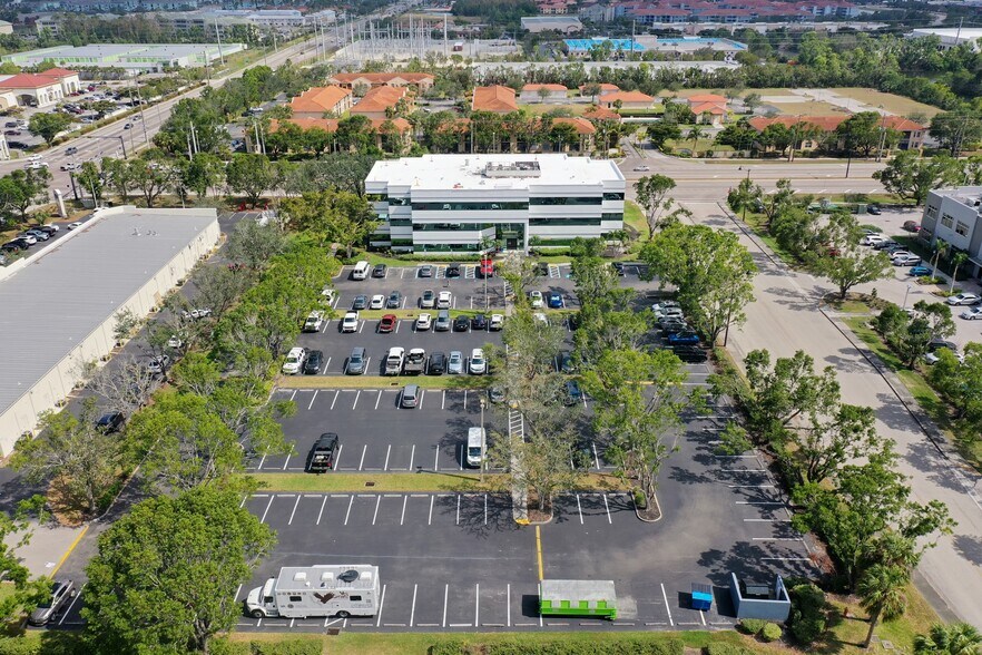 More Photos Of 2891 Center Pointe Dr, Fort Myers Office For Sale