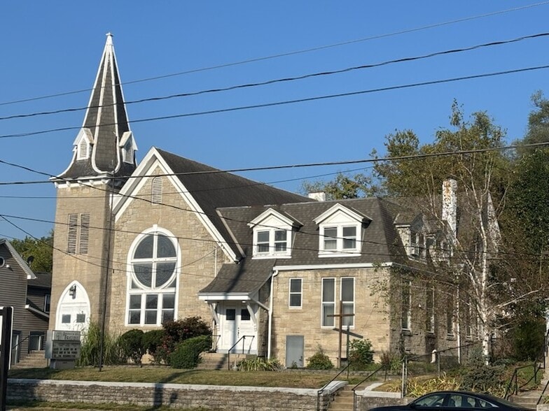 Primary Photo Of 4808 Eastern Ave, Cincinnati Religious Facility For Sale