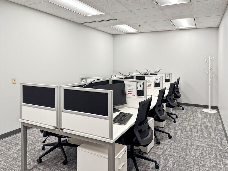More Photos Of 9000 W Chester St, Milwaukee Coworking Space
