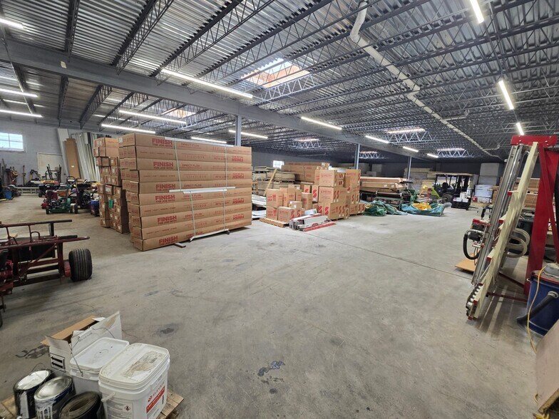 More Photos Of 93 Lagrange Ave, Rochester Manufacturing For Sale