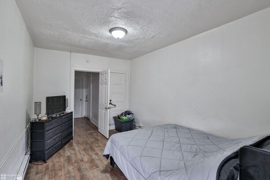 More Photos Of 440 N 9th St, Allentown Apartments For Sale