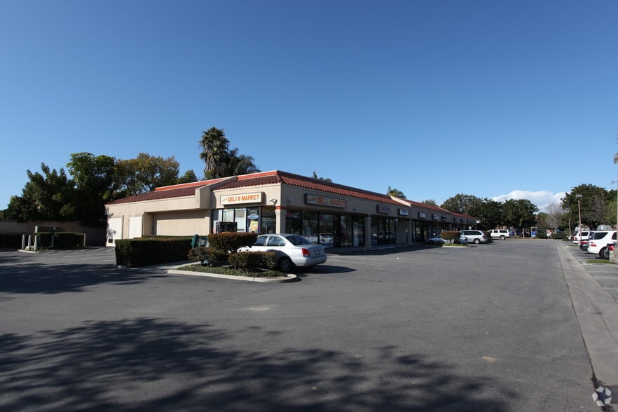 More Photos Of 4505-4597 Pleasant Valley Rd, Camarillo Storefront Retail Office For Lease