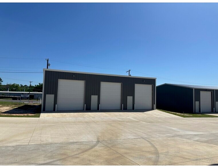 More Photos Of 12440 State Highway 155 S, Tyler Warehouse For Lease