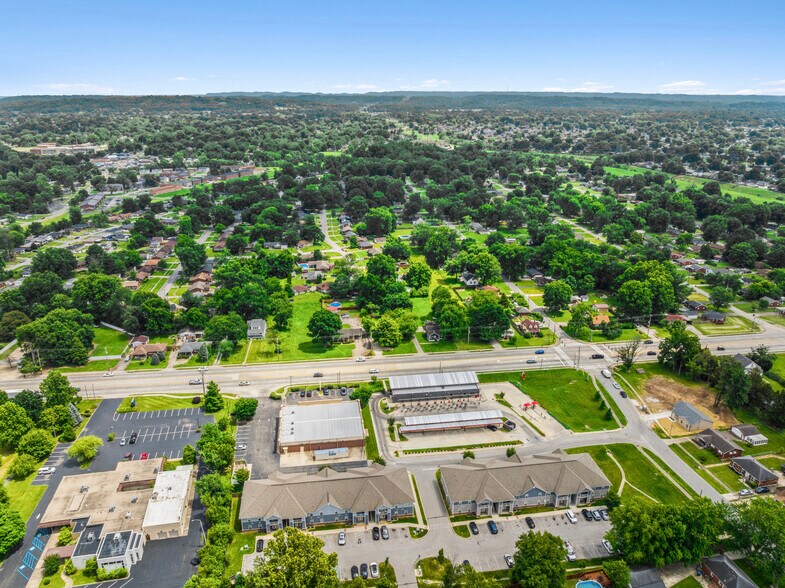More Photos Of 4860 Cane Run Rd, Louisville Carwash For Sale