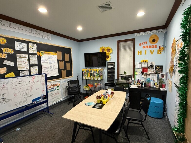 More Photos Of 636 Old Liverpool Rd, Liverpool Office For Sale