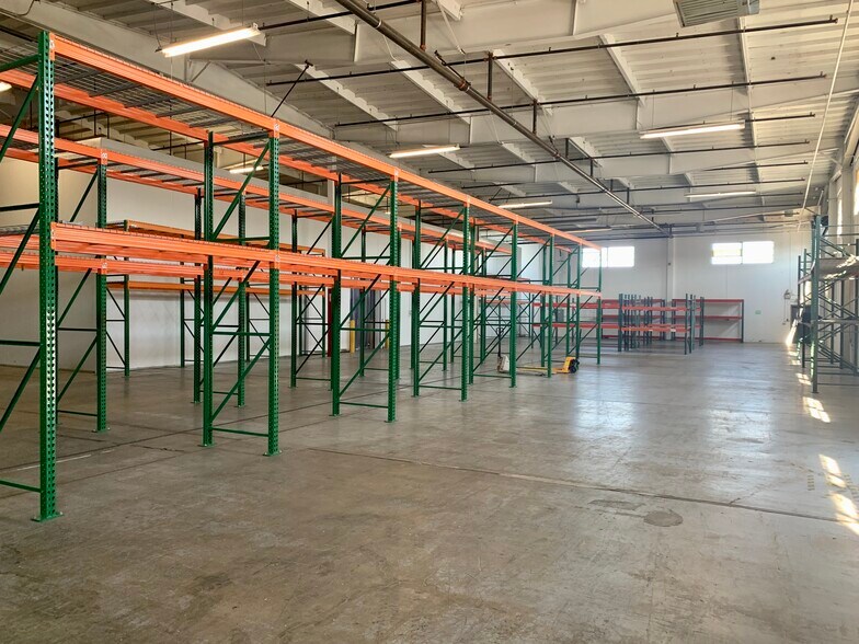More Photos Of 1535 Rollins Rd, Burlingame Warehouse For Lease
