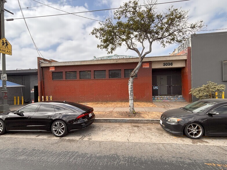 More Photos Of 3036 E Olympic Blvd, Los Angeles Warehouse For Sale