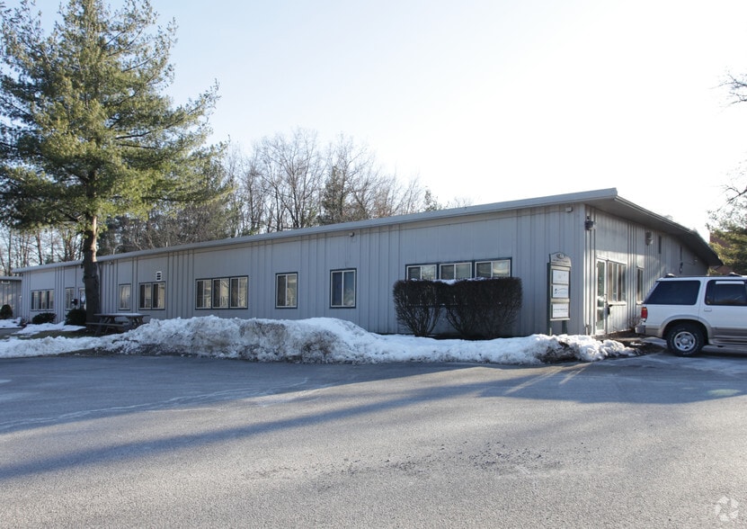 More Photos Of 431 New Karner Rd, Colonie Office Residential For Lease