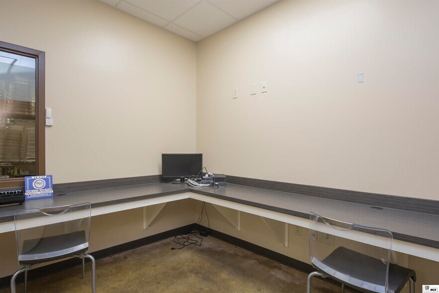 More Photos Of 1412 Ridge Ave, West Monroe Restaurant For Sale