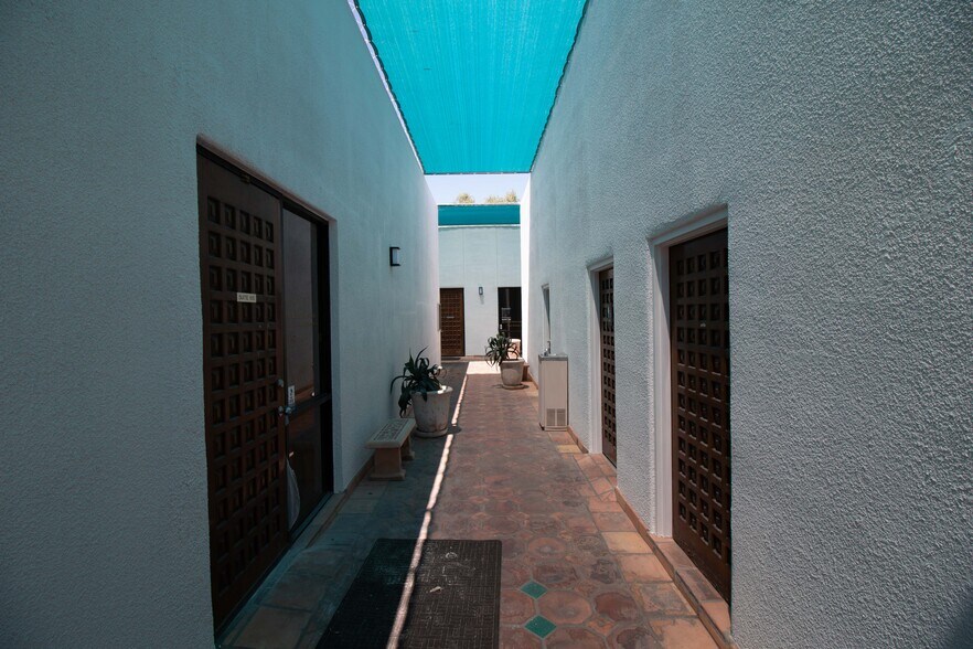 More Photos Of 3337 N Miller Rd, Scottsdale Medical For Lease