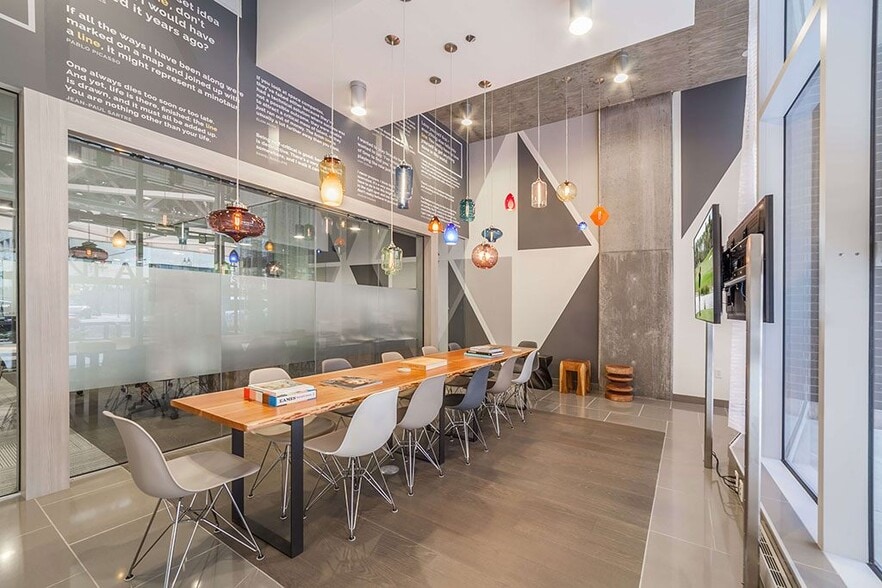 More Photos Of 215 W Lake St, Chicago Apartments For Lease