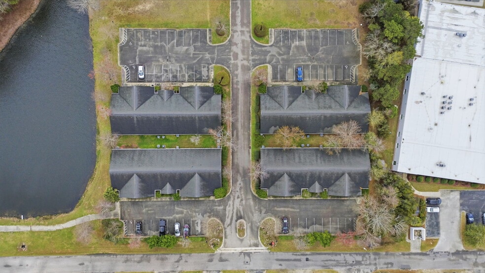 More Photos Of 100 Garden Manor Ct, Murrells Inlet Apartments For Sale