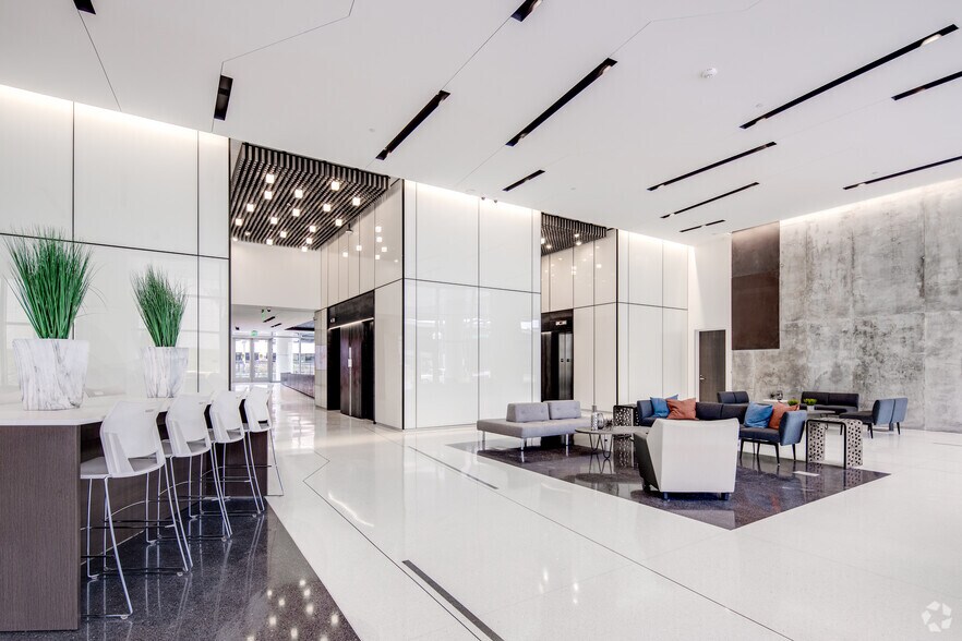 More Photos Of 333 S Garland Ave, Orlando Office For Lease