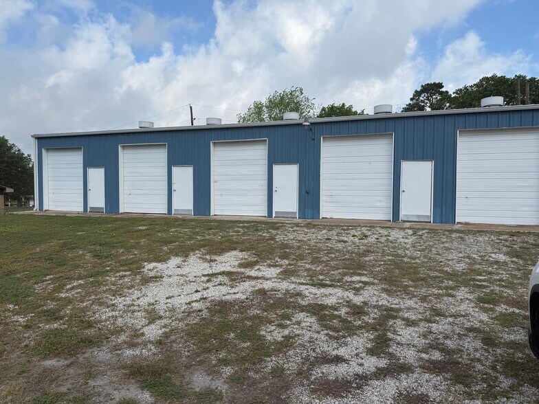 More Photos Of 200 Paul Knox St, Huntsville Industrial For Sale
