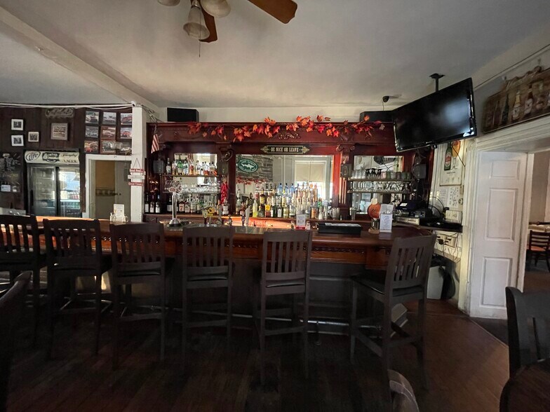 More Photos Of 298 Old Bowers Rd, Mertztown Restaurant For Sale