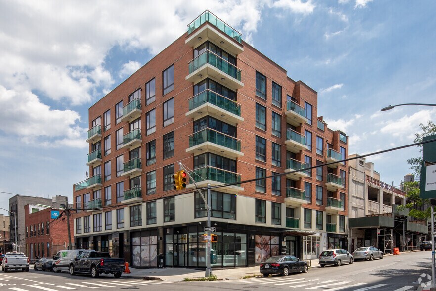 Primary Photo Of 2301 41st Ave, Long Island City Apartments For Lease