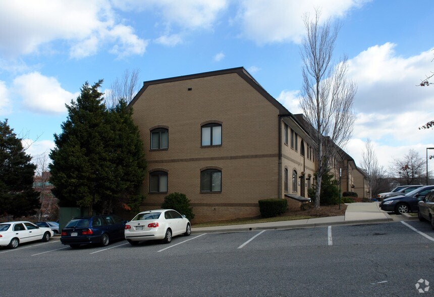More Photos Of 7317-7327 Hanover Pky, Greenbelt Office For Sale
