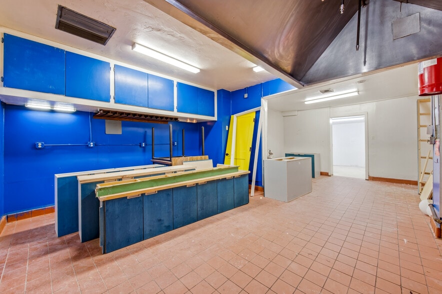 More Photos Of 311 Broad St, Nevada City Restaurant For Lease