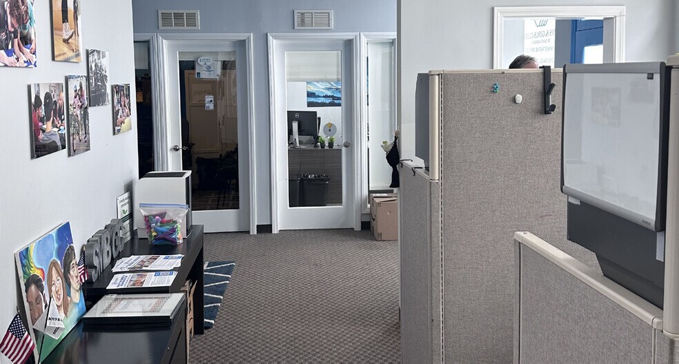 More Photos Of 1220-1224 Lincoln Blvd, Santa Monica Office Residential For Sale